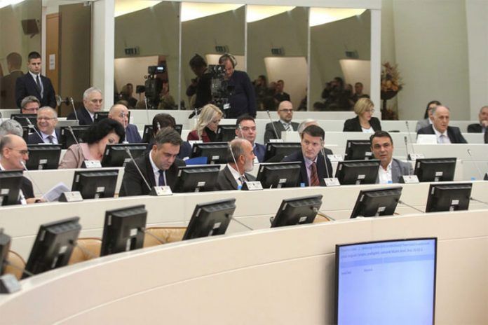 parlament (1)