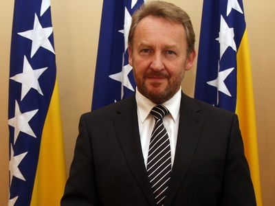Izetbegovic-B.-11