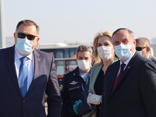 dodik zeljka maska