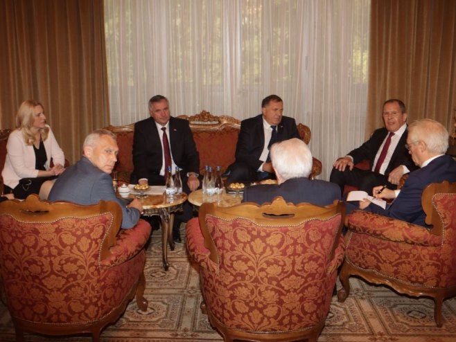 LAVROV BG