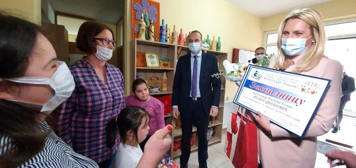 Невесиње - Цвијановићевој уручена