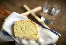 POČEO BOŽIĆNI POST Priprema za najradosniji hrišćanski praznik je vrijeme za molitvu i pokajanje