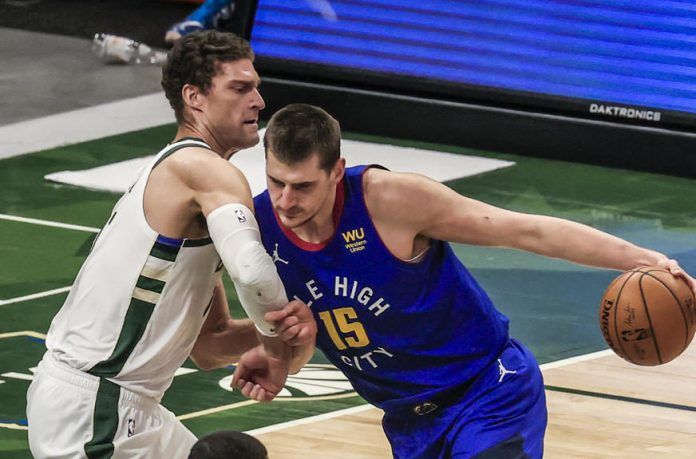Denver Nuggets at Milwaukee Bucks