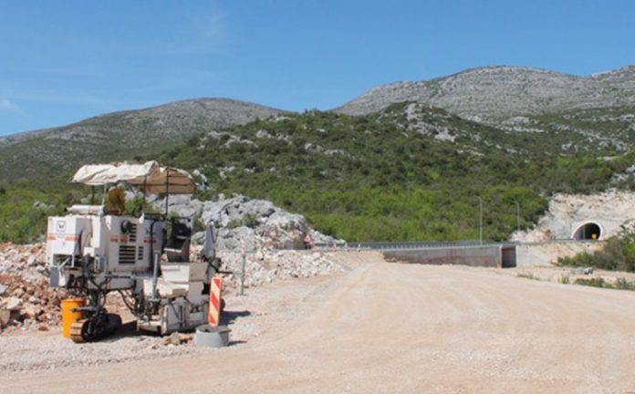 stolac neum