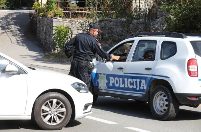 Policija-Crna-Gora