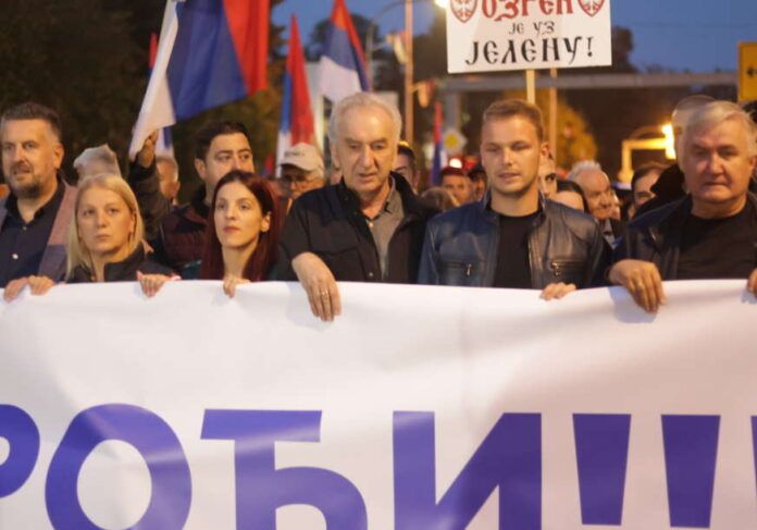 opozicija protest
