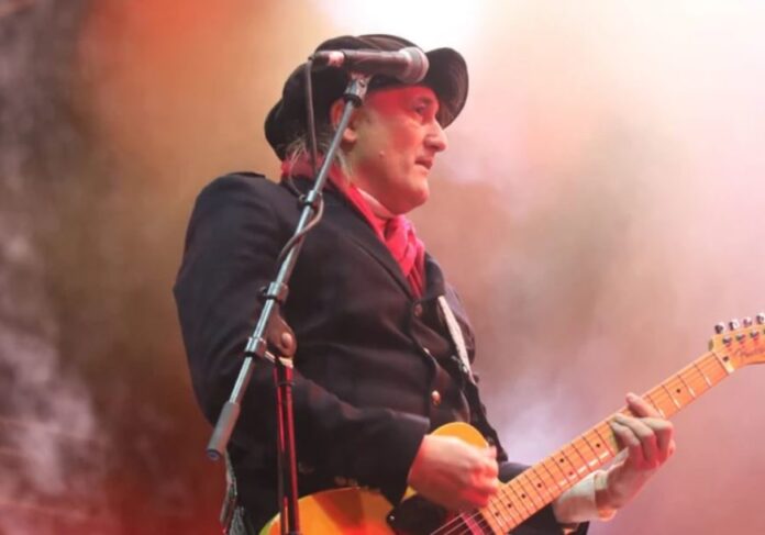 Plavi-orkestar-872x610