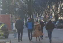 NE SKRIVAJU LJUBAV: MAMIĆ I JELENA ŠETAJU MOSTAROM