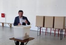 Štab SDS-a: Ljubiša Petrović ostaje gradonačelnik Bijeljine
