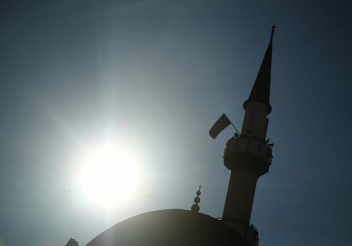 dzamija-islam-bajram-scaled-872x610