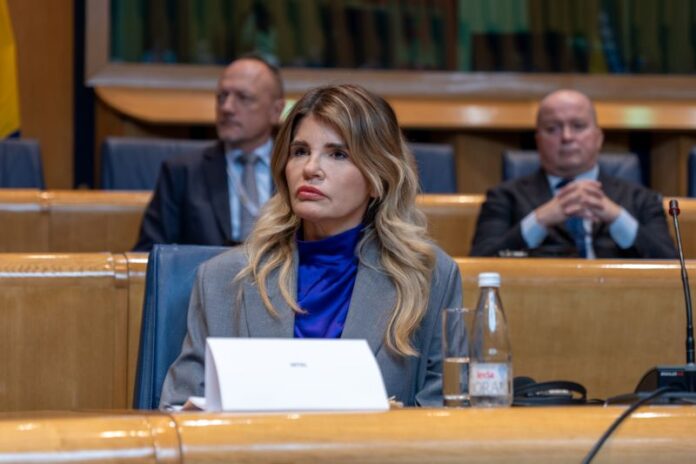 Digitalni samit, Jelena Trivan