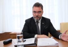 Košarac: Odlazak privrednika iz FBiH u Dohu separatistički pristup uz prećutnu saglasnost Konakovića