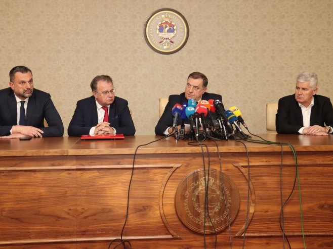 trojka dodik covic
