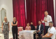 MILIVOJEVIĆ: STEKLI SU SE USLOVI DA TRAŽIMO SRPSKI JEZIK U ŠKOLAMA U MOSTARU