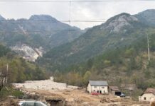 KAMENOLOM SMRTI VISI IM NAD GLAVOM: Mještani Donje Jablanice traže odgovore, zaprijetili blokadom magistrale M17 (video)