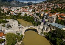 Neretva promijenila boju (FOTO)