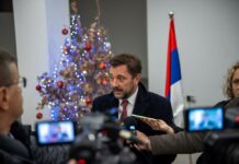 (FOTO) BOŽIĆNI PRIJEM U MOSTARU: Gradonačelnik Kordić poručio da će Mostar brinuti o Srbima