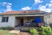 HITNO POTREBNA POMOĆ: POVRATNIČKA PORODICA U MOSTARU OSTALA BEZ KROVA NAD GLAVOM, SVE IM UNIŠTENO