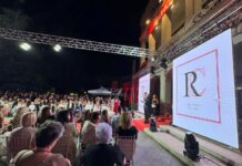 (VIDEO) GLAMUROZNA PROSLAVA NA CRVENOM TEPIHU U MOSTARU: Red Carpet proslavio dvadeset godina postojanja