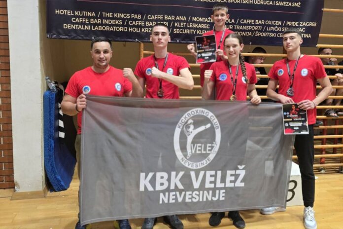 20251109122359_936809