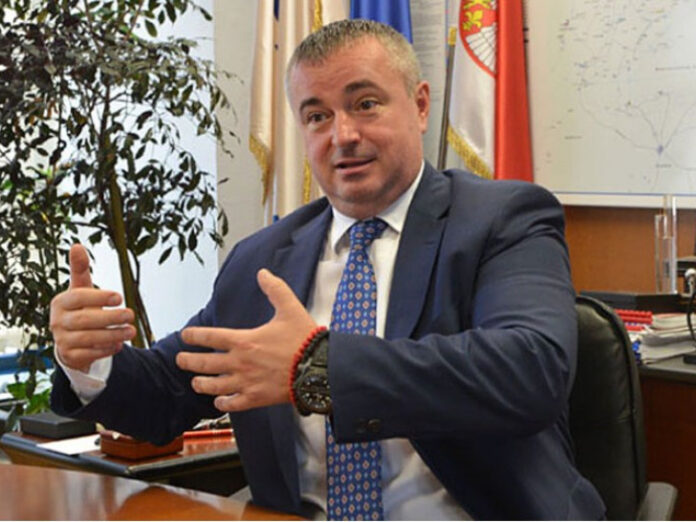 20251118220903_607343