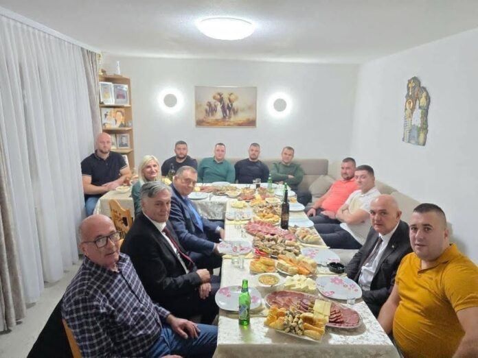 33a99061-3b2e-43d9-a2da-30f959040f77