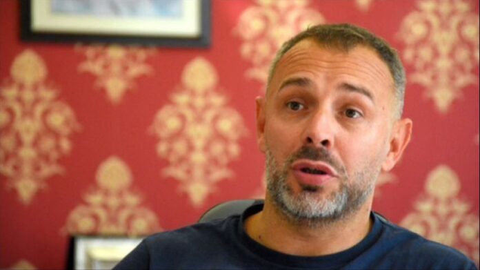 a2da47fb-0a2b-4342-bd5e-7acc160edccc