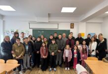 PROSVJETINA ŠKOLA ČUVAR IDENTITETA: Delagacija Uprave za saradnju sa dijasporom posjetila Prosvetinu školu u Mostaru