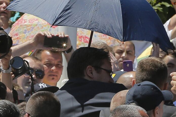 vucic srebrenica