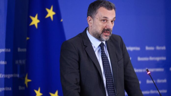 9ae0713c-55a0-4b8b-9efc-aafc6864ebef