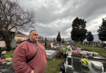 POTRESNO NA ZADUŠNICE U MOSTARU: Tuga, tuga, oteli su nam i groblje (video)