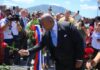 Trampov savjetnik se poklonio žrtvama u Bratuncu; Dodik: Veoma važno što je Berns danas ovdje (FOTO)